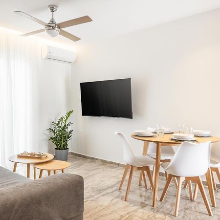 Minimalist Apartment Near The Airport And The City Center Kanálion Exterior foto